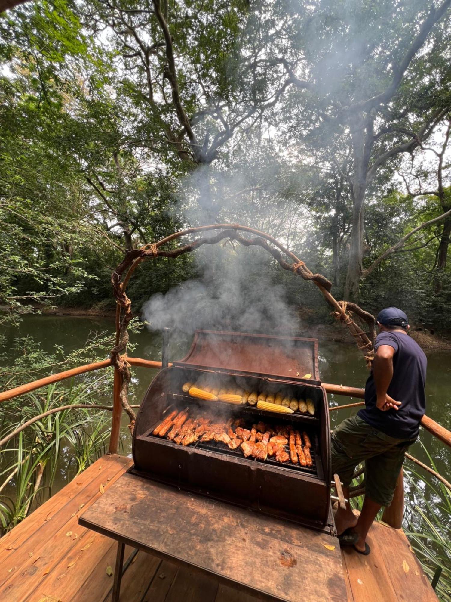 Sayon River Cottage & Eco Garden Monaragala エクステリア 写真