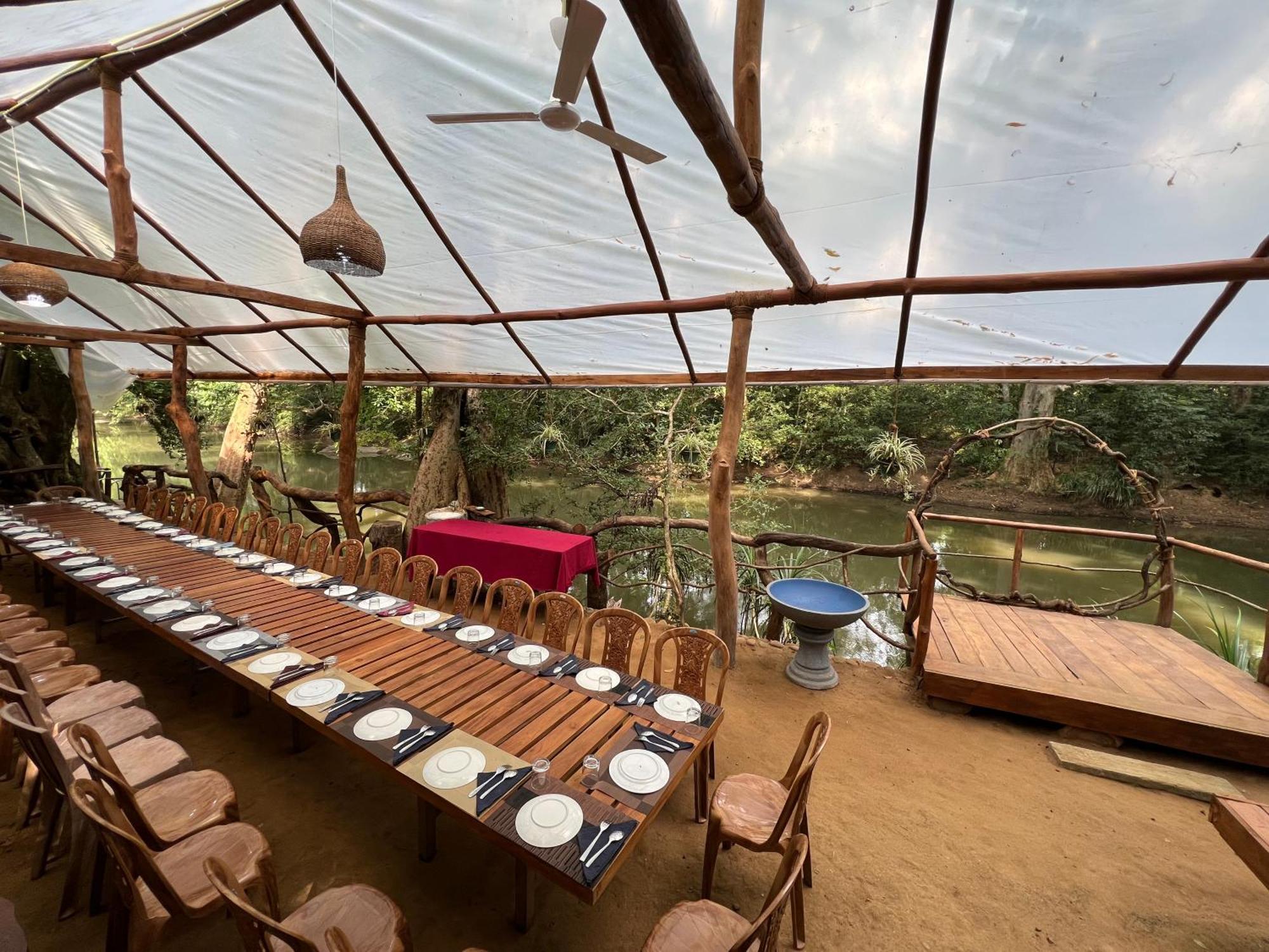 Sayon River Cottage & Eco Garden Monaragala エクステリア 写真