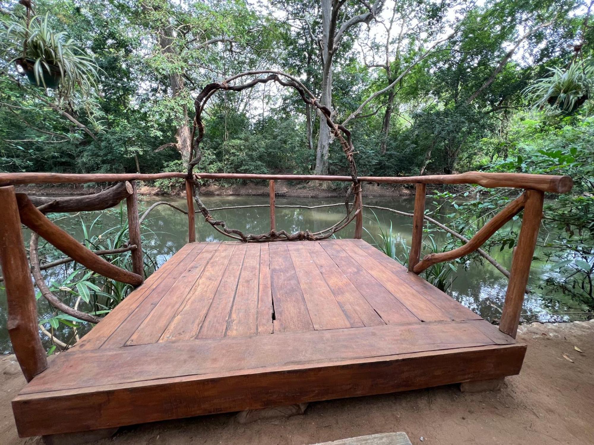 Sayon River Cottage & Eco Garden Monaragala エクステリア 写真
